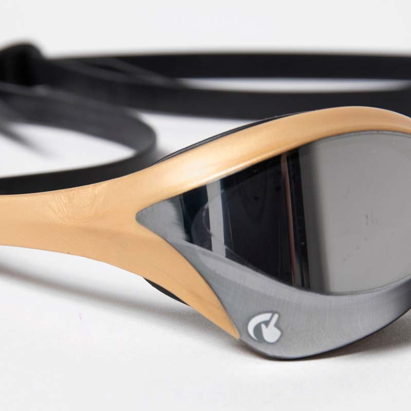 ARENA - Cobra Unltra Swipe Mirror Goggles - Silver/Gold – ProswimNQ